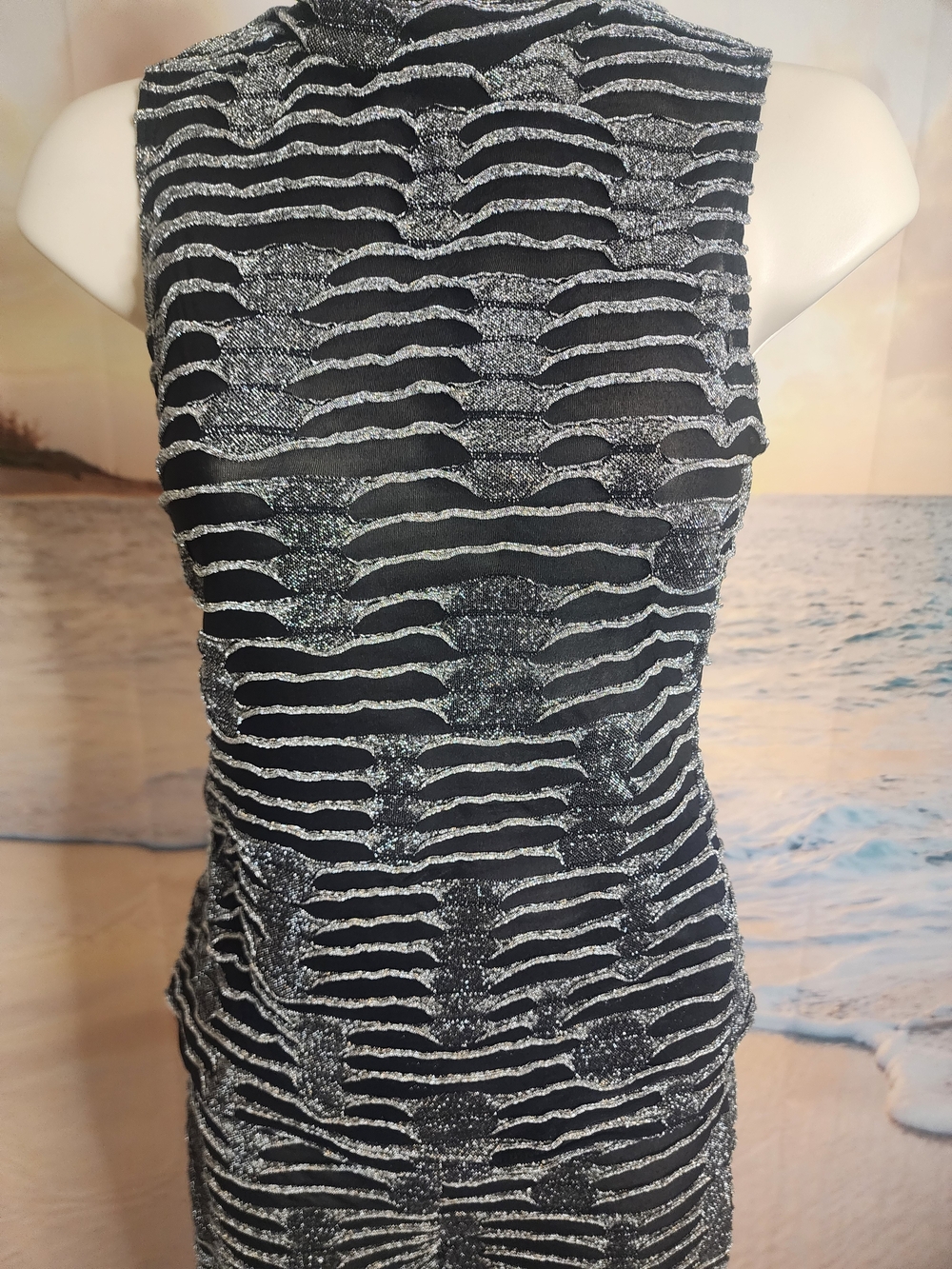 WinWin Two Piece Brand New Set Black And Silver